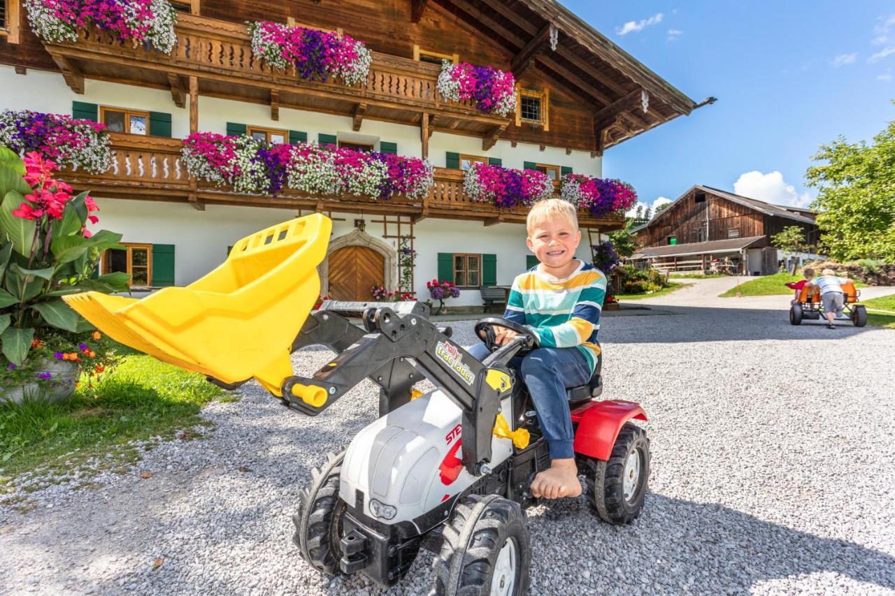 Biobauernhof Stegerbauer Lägenhet Maria Alm am Steinernen Meer Exteriör bild