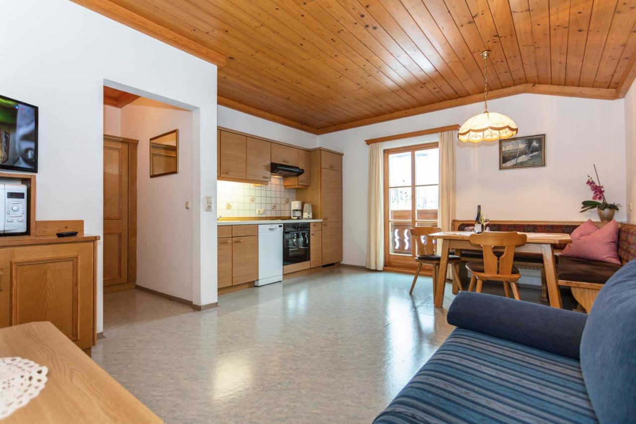 Biobauernhof Stegerbauer Lägenhet Maria Alm am Steinernen Meer Exteriör bild